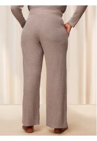 Triumph Spodnie piżamowe Thermal MyWear Wide Leg Trousers 10216564 Beżowy Regular Fit. Kolor: beżowy. Materiał: syntetyk #5
