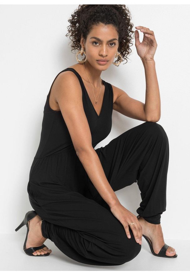 bonprix - Kombinezon z dżerseju z mieszanki wiskozy. Kolor: czarny. Materiał: wiskoza, jersey. Styl: elegancki