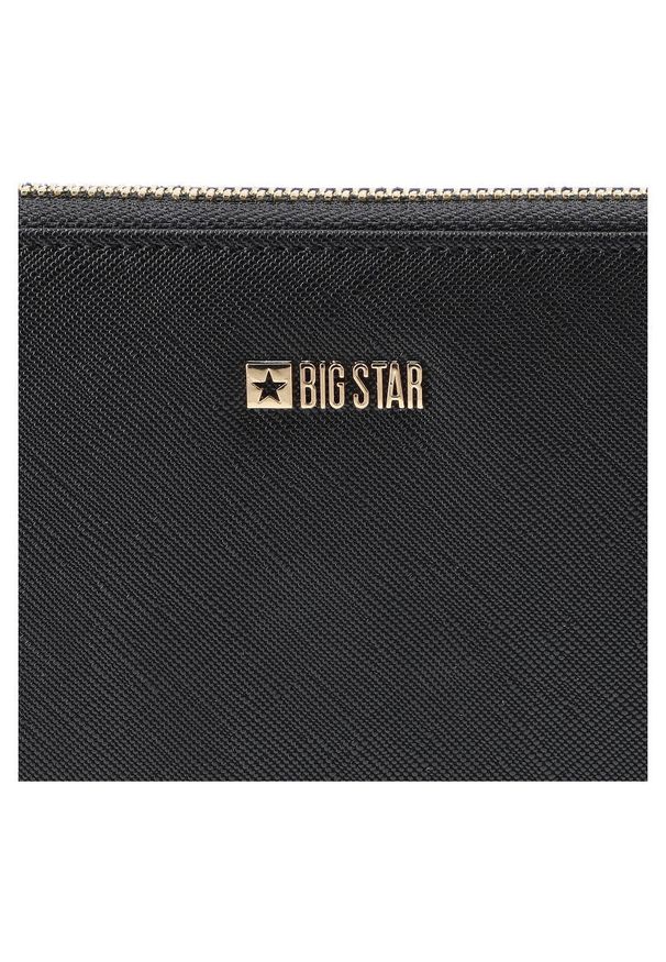 Big Star Accessories - Portfel damski Big Star, z fakturowaną powierzchnią zapinany na zamek z odpinanym paskiem nadgarstkowym i uporządkowaną komorą na dokumenty, czarny,. Kolor: czarny. Materiał: materiał