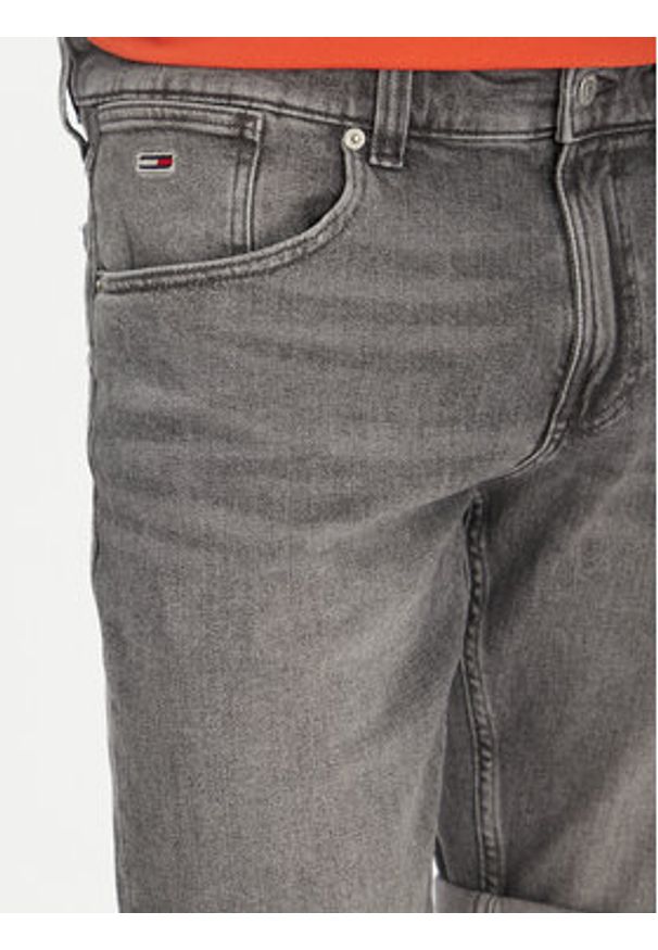 Tommy Jeans Szorty jeansowe Ronnie DM0DM20946 Szary Slim Fit. Kolor: szary. Materiał: bawełna