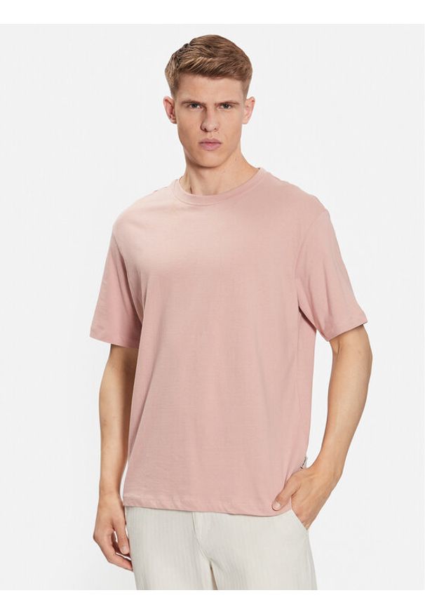 Blend T-Shirt 20715614 Różowy Regular Fit. Kolor: różowy. Materiał: bawełna