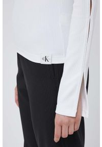 Calvin Klein Jeans longsleeve damski kolor biały z golfem. Typ kołnierza: golf. Kolor: biały. Materiał: dzianina, prążkowany. Długość rękawa: długi rękaw. Wzór: gładki #3