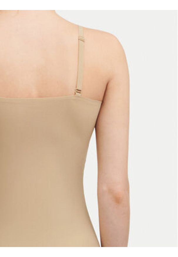 Chantelle Top Soft Stretch C10620 Beżowy Slim Fit. Kolor: beżowy. Materiał: syntetyk