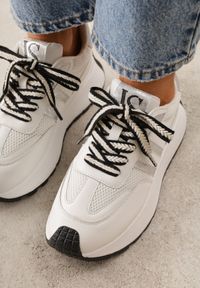 Born2be - Białe Sneakersy VICES w Stylu Streetwearowym na Grubej Podeszwie Ilinatea. Okazja: na co dzień. Kolor: biały. Materiał: jeans #5