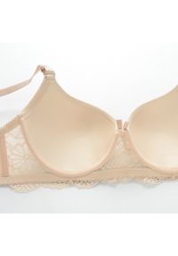 Intica - Biustonosz push-up z usztywnieniem i subtelnymi zdobieniami Veritchka. Kolor: fioletowy. Materiał: tkanina. Rodzaj stanika: push-up. Wzór: aplikacja #4