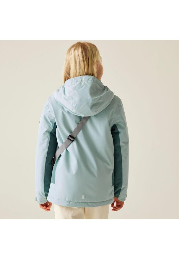 Regatta - Kurtka dziecięca przejściowa przeciwdeszczowa Hurdle. Kolor: zielony. Materiał: puch, materiał. Styl: sportowy