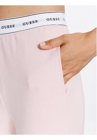 Guess Spodnie dresowe O3YB00 KBS91 Różowy Regular Fit. Kolor: różowy. Materiał: bawełna, dresówka #3