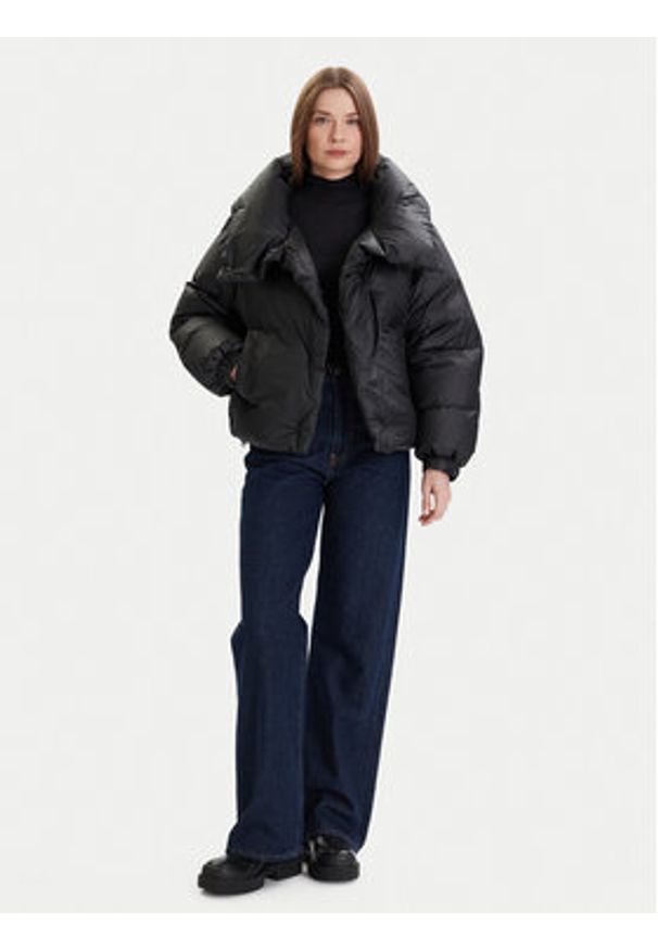 Marc O'Polo Denim Kurtka puchowa 500 0006 533 Czarny Regular Fit. Typ kołnierza: polo. Kolor: czarny. Materiał: syntetyk