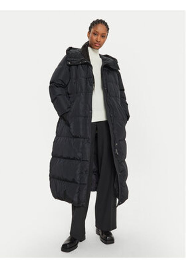 Weekend Max Mara Kurtka puchowa Dolly 2425496052 Czarny Relaxed Fit. Kolor: czarny. Materiał: syntetyk