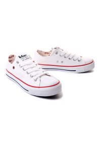 Lee Cooper - LEE COOPER LCW-22-31-0875L white, półtrampki damskie. Zapięcie: sznurówki. Kolor: biały. Szerokość cholewki: normalna