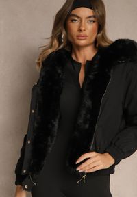 Renee - Czarna Kurtka o Kroju Bomberki z Kapturem i Futerkiem Rafenea. Okazja: na co dzień. Typ kołnierza: kaptur. Kolor: czarny. Materiał: futro. Styl: klasyczny, casual #4