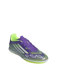 Adidas - Buty piłkarskie adidas F50 Club IN. Kolor: fioletowy, zielony, biały, wielokolorowy. Sport: piłka nożna
