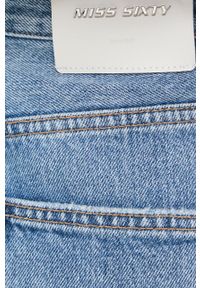 Miss Sixty szorty jeansowe damskie z aplikacją high waist. Stan: podwyższony. Kolor: niebieski. Materiał: jeans. Wzór: aplikacja #4