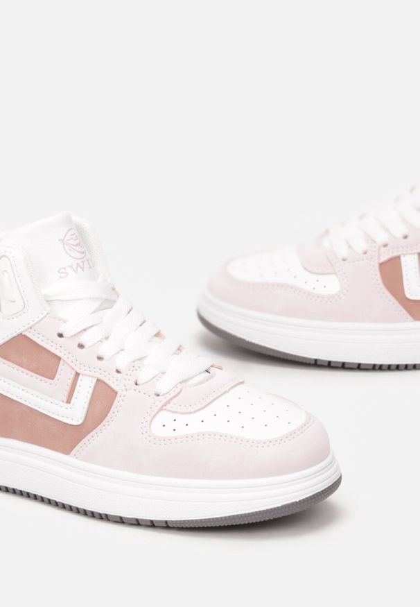 Born2be - Biało-Różowe Sneakersy Alcothee. Kolor: różowy. Materiał: jeans. Obcas: na obcasie. Wysokość obcasa: niski