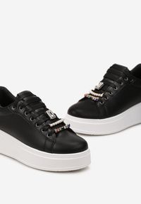 Born2be - Czarne Sneakersy Helvira. Kolor: czarny. Materiał: materiał. Szerokość cholewki: normalna. Wzór: aplikacja