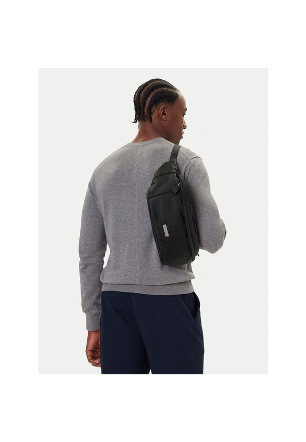 Nerka Calvin Klein. Kolor: czarny