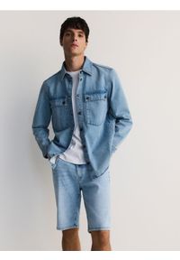 Reserved - Jeansowe szorty slim fit - niebieski. Kolor: niebieski. Materiał: jeans #1