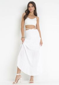 Born2be - Biała Sukienka z Wiązaniem na Szyi Yerdua. Kolor: biały. Długość rękawa: bez ramiączek. Typ sukienki: dopasowane #5