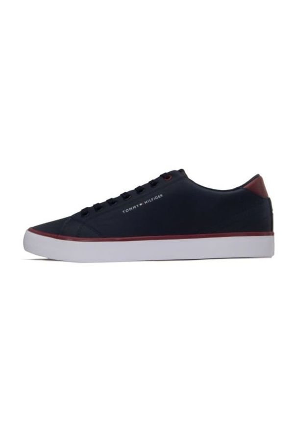 TOMMY HILFIGER - Buty Tommy Hilfiger Vulc Core Low Leather M FM0FM04731 DW5 niebieskie. Zapięcie: sznurówki. Kolor: niebieski. Materiał: syntetyk, guma