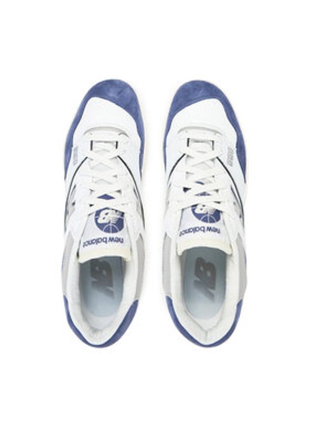 New Balance Sneakersy BB550BWG Biały. Kolor: biały. Materiał: skóra