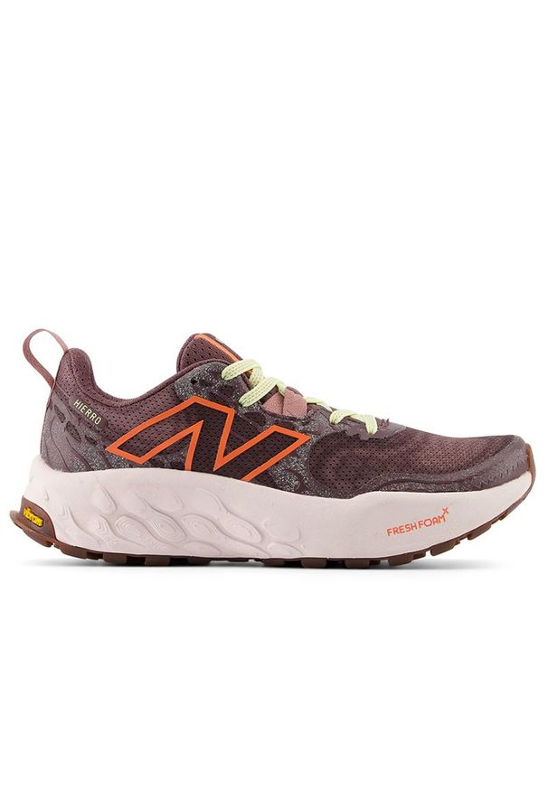 Buty New Balance Fresh Foam Hierro v8 WTHIERP8 - bordowe. Kolor: czerwony. Materiał: guma, syntetyk, materiał. Szerokość cholewki: normalna. Sport: fitness, bieganie