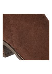 Brązowe Kowbojki Hee Stylowe Zamszowe Buty Damskie. Kolor: brązowy. Materiał: zamsz. Sezon: zima, jesień. Obcas: na obcasie. Styl: elegancki. Wysokość obcasa: średni #3