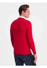 Ombre Clothing - Sweter męski z dekoltem "w serek" z koszulowym kołnierzykiem - czerwony V4. Typ kołnierza: kołnierzyk koszulowy, dekolt w serek. Kolor: czerwony. Materiał: nylon, materiał, bawełna. Styl: klasyczny #5