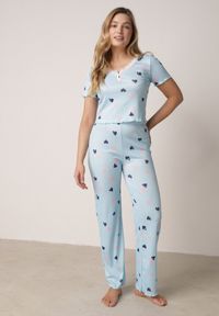 Born2be - Niebieski Komplet Piżamowy z Elastycznego Materiału Spodnie i Bluzka w Serca Veys. Kolor: niebieski. Materiał: materiał #4