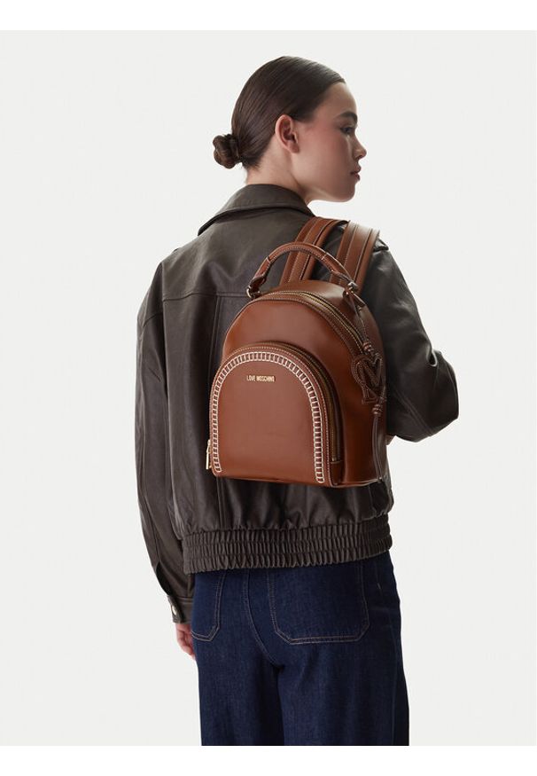 Love Moschino - LOVE MOSCHINO Plecak JC4094PP1OLI0200 Brązowy. Kolor: brązowy. Materiał: skóra