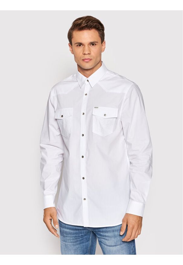 Guess Koszula M2YH30 WEPX0 Biały Regular Fit. Kolor: biały. Materiał: bawełna