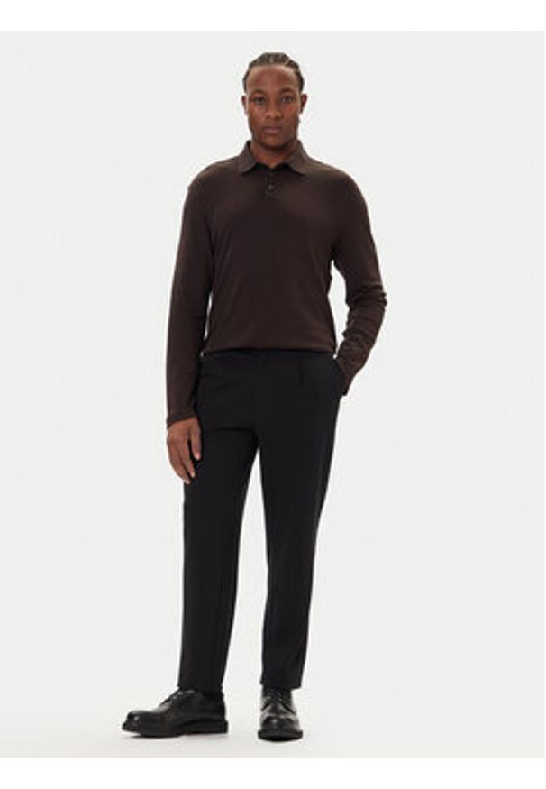 Calvin Klein Polo LV040EM909 Brązowy Regular Fit. Typ kołnierza: polo. Kolor: brązowy. Materiał: bawełna