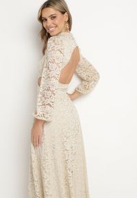 Born2be - Beżowa Rozkloszowana Sukienka Koktajlowa Ozdobiona Koronką z Odkrytymi Plecami Feliyana. Okazja: na imprezę. Kolor: beżowy. Materiał: koronka. Wzór: aplikacja, koronka. Styl: wizytowy #4