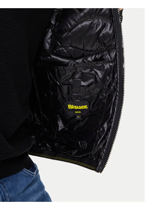 Blauer Kurtka puchowa 25WBLUC03074 Czarny Regular Fit. Kolor: czarny. Materiał: syntetyk