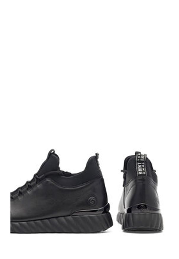 Remonte Sneakersy D5977-01 Czarny. Kolor: czarny. Materiał: skóra