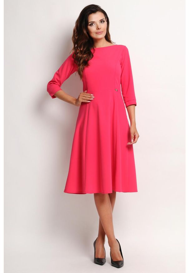 Różowa sukienka wizytowa Awama midi, elegancka