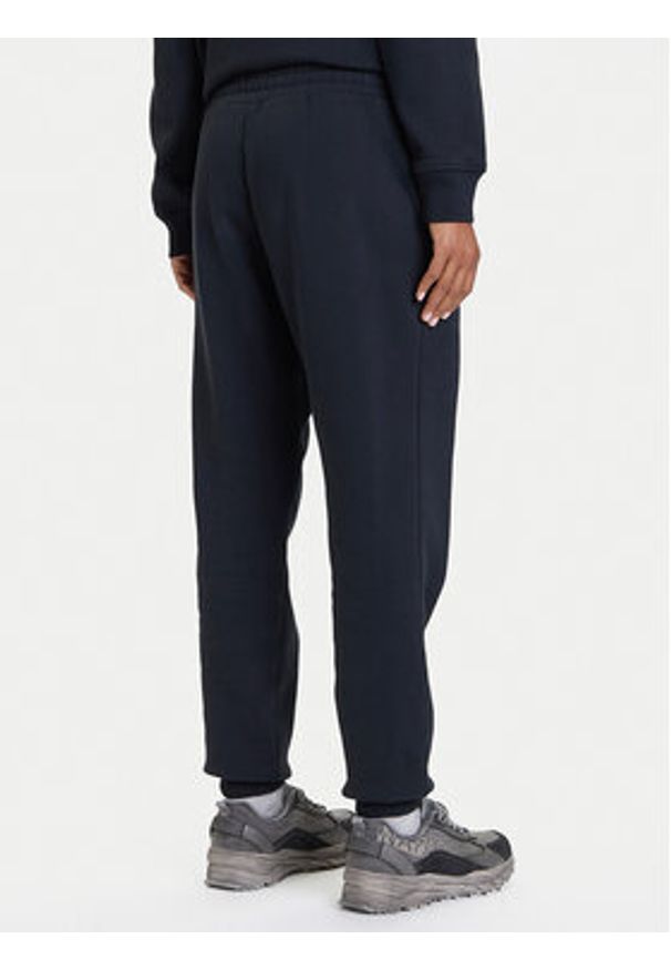 Napapijri Spodnie dresowe M-Box NP0A4HZ6 Czarny Regular Fit. Kolor: czarny. Materiał: bawełna