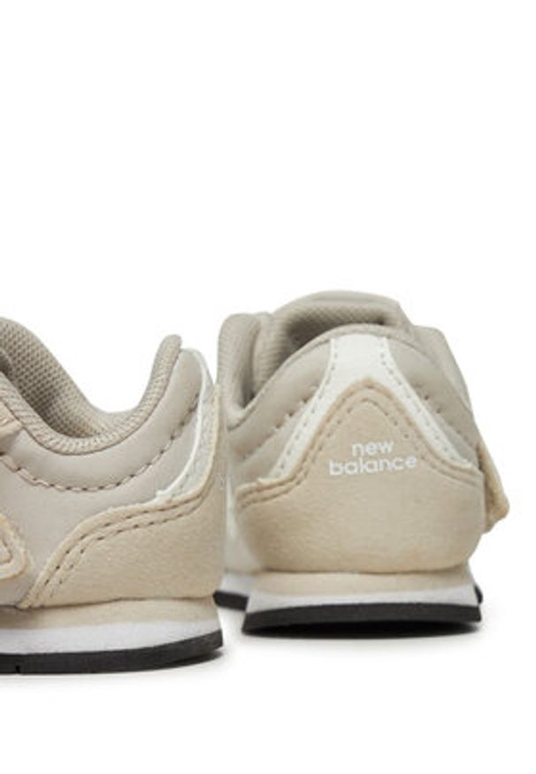New Balance Sneakersy IV323AC Beżowy. Kolor: beżowy. Materiał: materiał