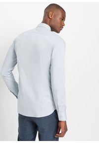 Koszula męska niewymagająca prasowania, Slim Fit (2 szt.) bonprix biały + pudrowy niebieski. Kolor: biały. Styl: elegancki #5