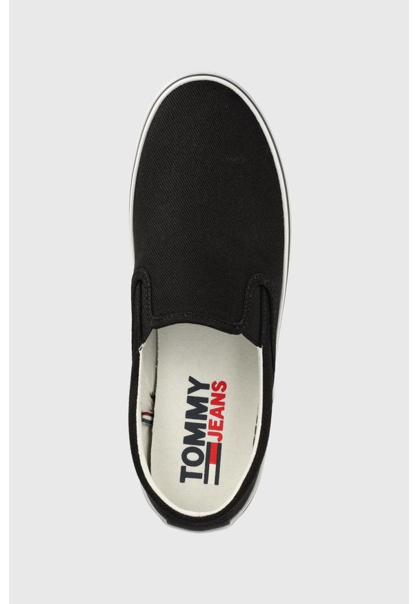 Tommy Jeans tenisówki damskie kolor czarny. Nosek buta: okrągły. Kolor: czarny. Materiał: guma, bawełna. Szerokość cholewki: normalna