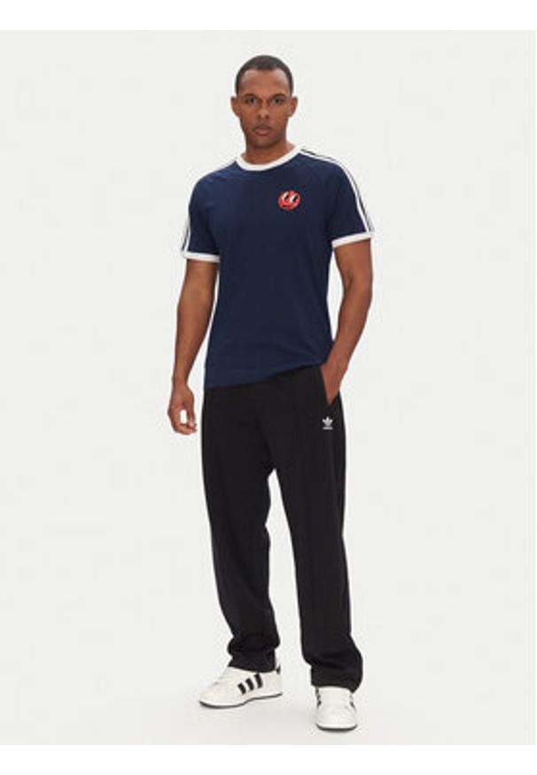 Adidas - adidas T-Shirt JP0984 Granatowy Slim Fit. Kolor: niebieski. Materiał: bawełna