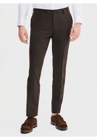Pako Lorente - PAKO LORENTE – Brązowe spodnie garniturowe. Kolor: brązowy. Materiał: poliester, wełna. Wzór: gładki. Styl: elegancki