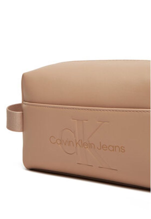 Calvin Klein Jeans Kosmetyczka K60K611483 Różowy. Kolor: różowy. Materiał: skóra