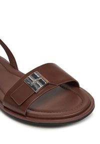 Calvin Klein Sandały Flat Sandal W/Ck Hw - Lth HW0HW02367 Brązowy. Kolor: brązowy. Materiał: skóra #5