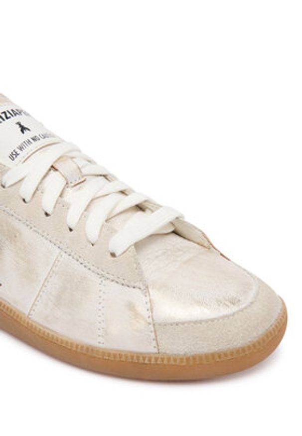 Patrizia Pepe Sneakersy 2Z0065/L168-FG46 Złoty. Kolor: złoty. Materiał: skóra