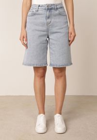 Born2be - Jasnoniebieskie Jeansowe Szorty Casual Bermudy z Wysokim Stanem z Bawełny Metithe. Okazja: na co dzień. Stan: podwyższony. Kolor: niebieski. Materiał: jeans, bawełna. Długość: długie. Sezon: lato. Styl: casual #3