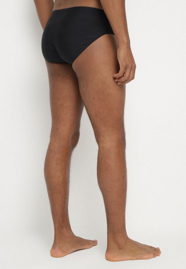 Born2be - Czarno-Czerwone Kąpielówki Typu Slipy z Kieszonką Firine. Kolor: czarny