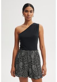 SPODENKI HELENA CZARNO-BIAŁE One size - Flawless. Okazja: na co dzień. Kolor: czarny. Materiał: tkanina, wiskoza. Wzór: nadruk. Sezon: lato. Styl: elegancki, casual #1
