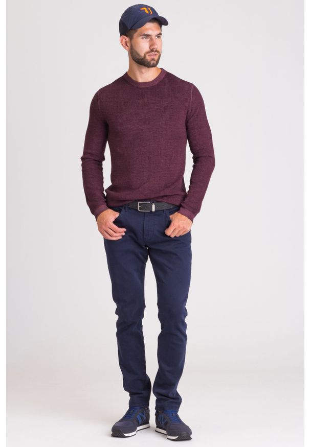 Joop! Collection - SWETER JOOP! COLLECTION. Materiał: bawełna. Wzór: aplikacja. Styl: klasyczny