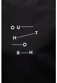 outhorn - Outhorn plecak damski kolor czarny duży z nadrukiem. Kolor: czarny. Wzór: nadruk
