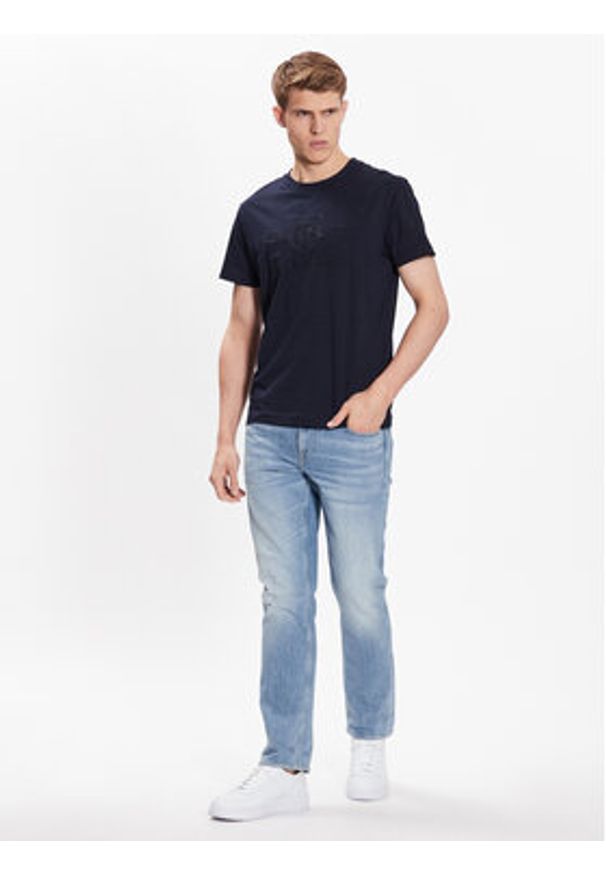 GANT - Gant T-Shirt Tonal Shield 2003140 Granatowy Regular Fit. Kolor: niebieski. Materiał: bawełna